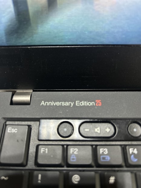 ThinkPad 25주년 모델
